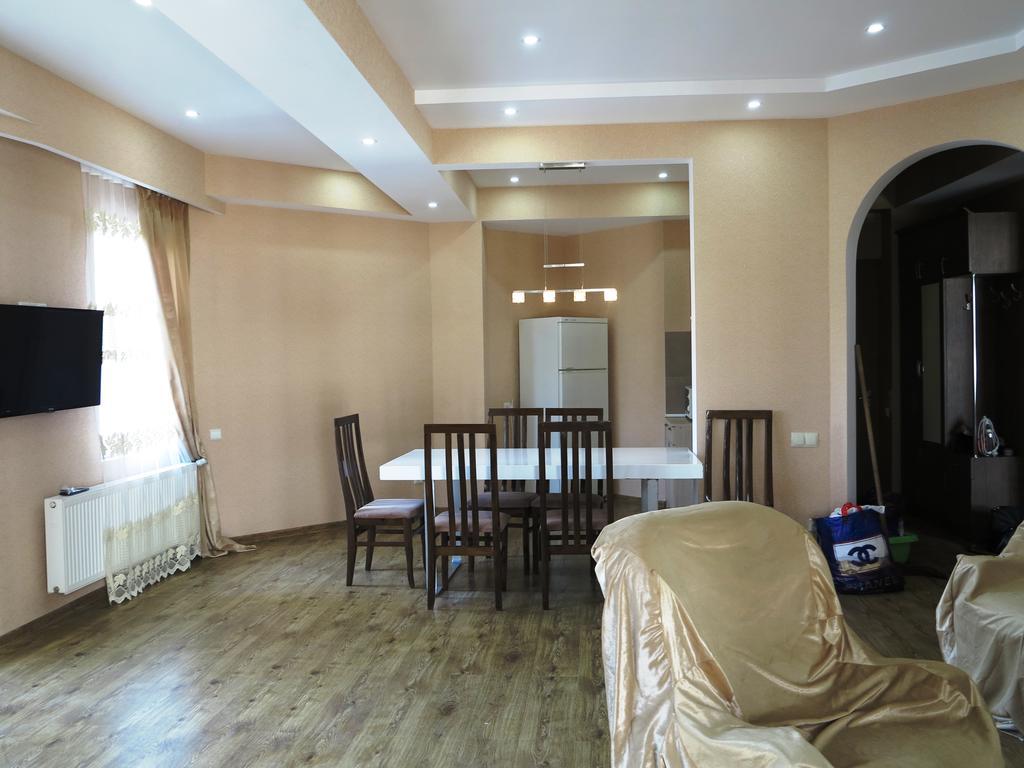 Appartamento Samatsa Georgia Tbilisi Esterno foto