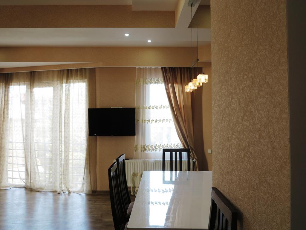 Appartamento Samatsa Georgia Tbilisi Esterno foto